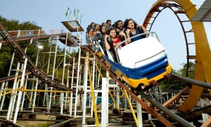 Top 10, Amusement Parks,India,Rides,Water Parks