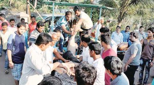 Pune,Inamdar College,Murud Beach,Raigad,picnic,Students