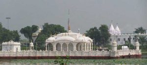 4. jalmandir-temple