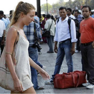 foreign-woman-tourist-300x300
