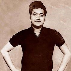 Bollywood Actors, Childhood