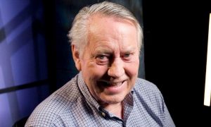 Philanthropy, generous donors, Mark Zuckerberg, biggest charity donors , charitable organisations, Bill Gates, Warren Buffet,