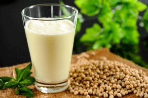cow’s milk,10 Alternatives, Cow Milk, Milk, Dairy alternatives, Non-Dairy alternatives