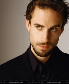 Joseph Fiennes
